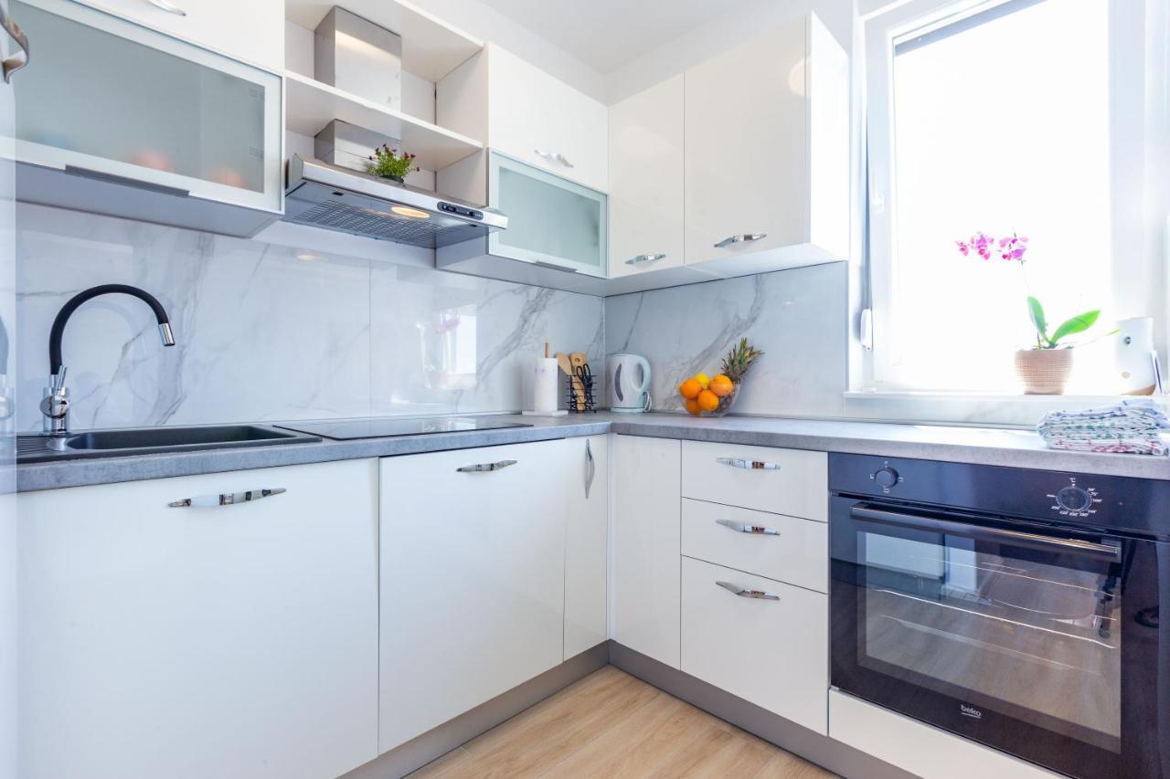 Apolon 2Bdr Apartment With Balcony Zadar Ngoại thất bức ảnh