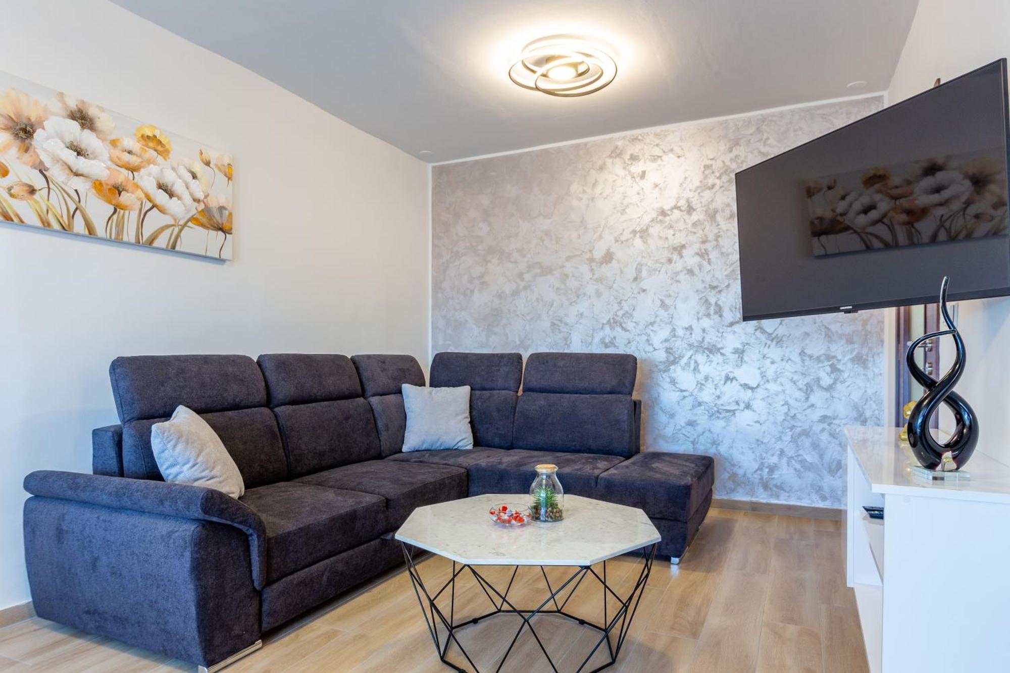 Apolon 2Bdr Apartment With Balcony Zadar Ngoại thất bức ảnh