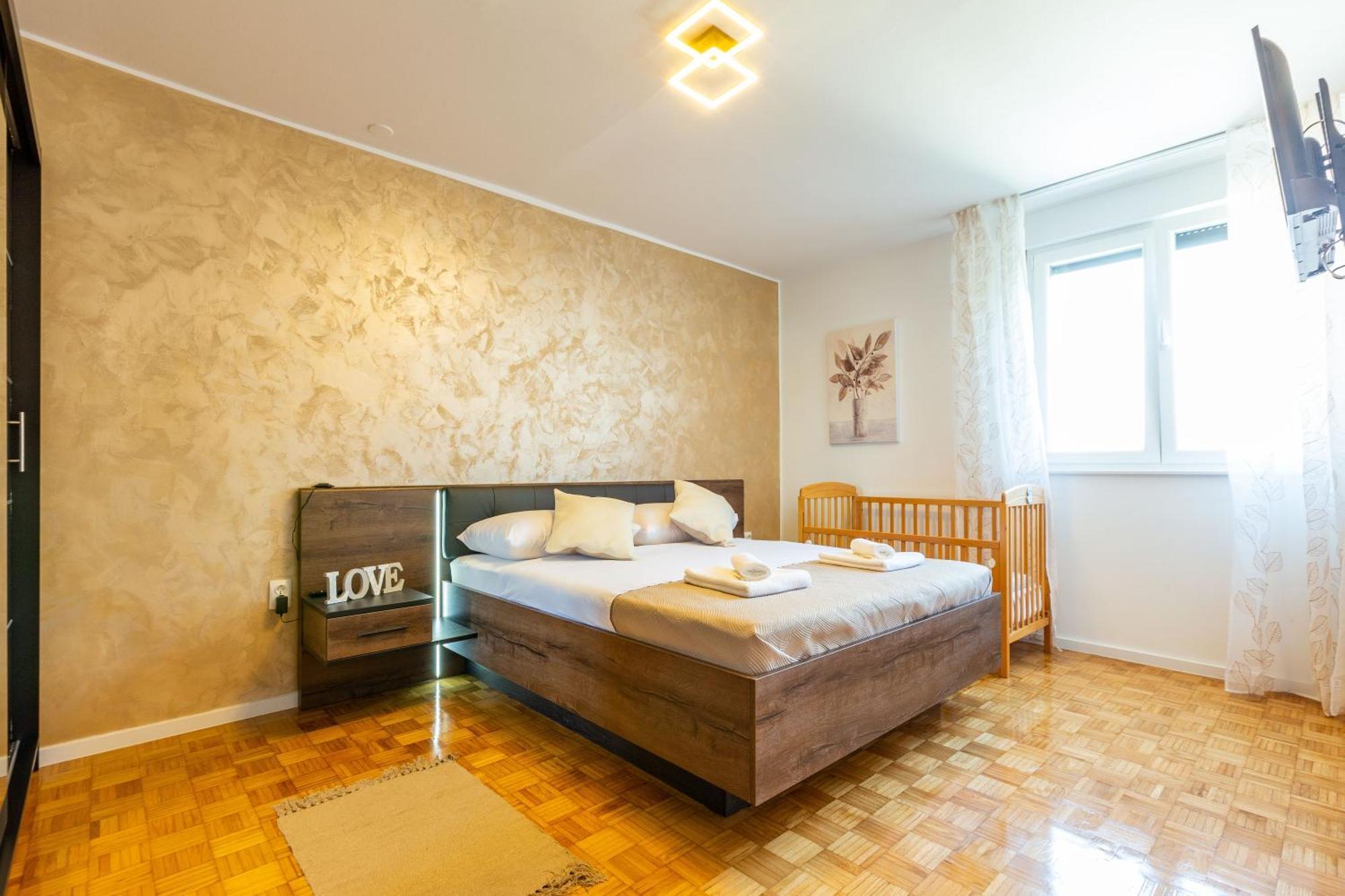Apolon 2Bdr Apartment With Balcony Zadar Ngoại thất bức ảnh
